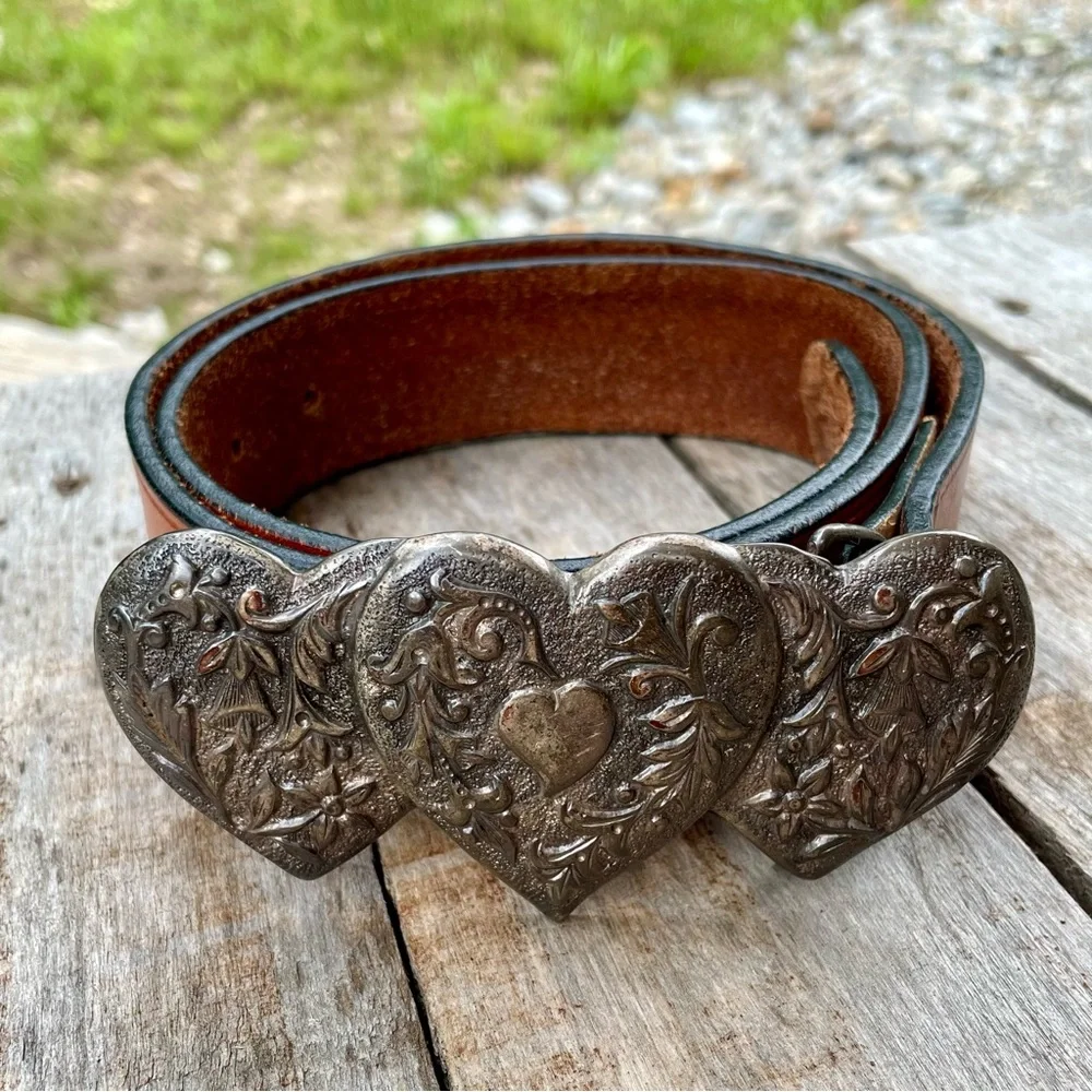 Vintage Tano leather made in Spain metal heart buckle belt - Picture 9 of 10